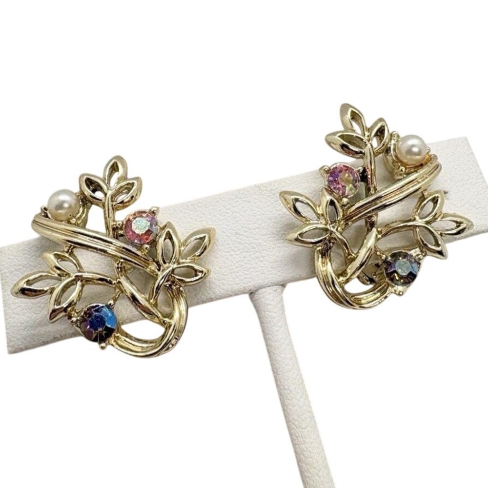 Vintage Coro Signed Gold Tone Faux Pearl Rhinestone Clip On Earrings 1960s Retro